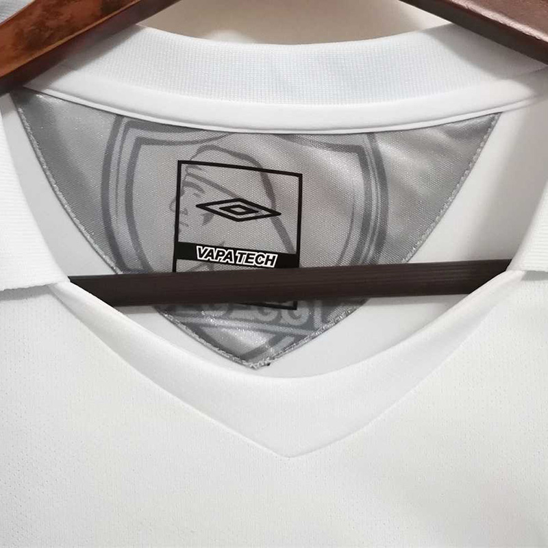 2006 Colo-Colo White Retro Soccer Jersey