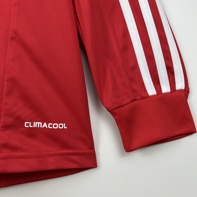 2011-2012 RMA Away Red Long Sleeve Retro Soccer...