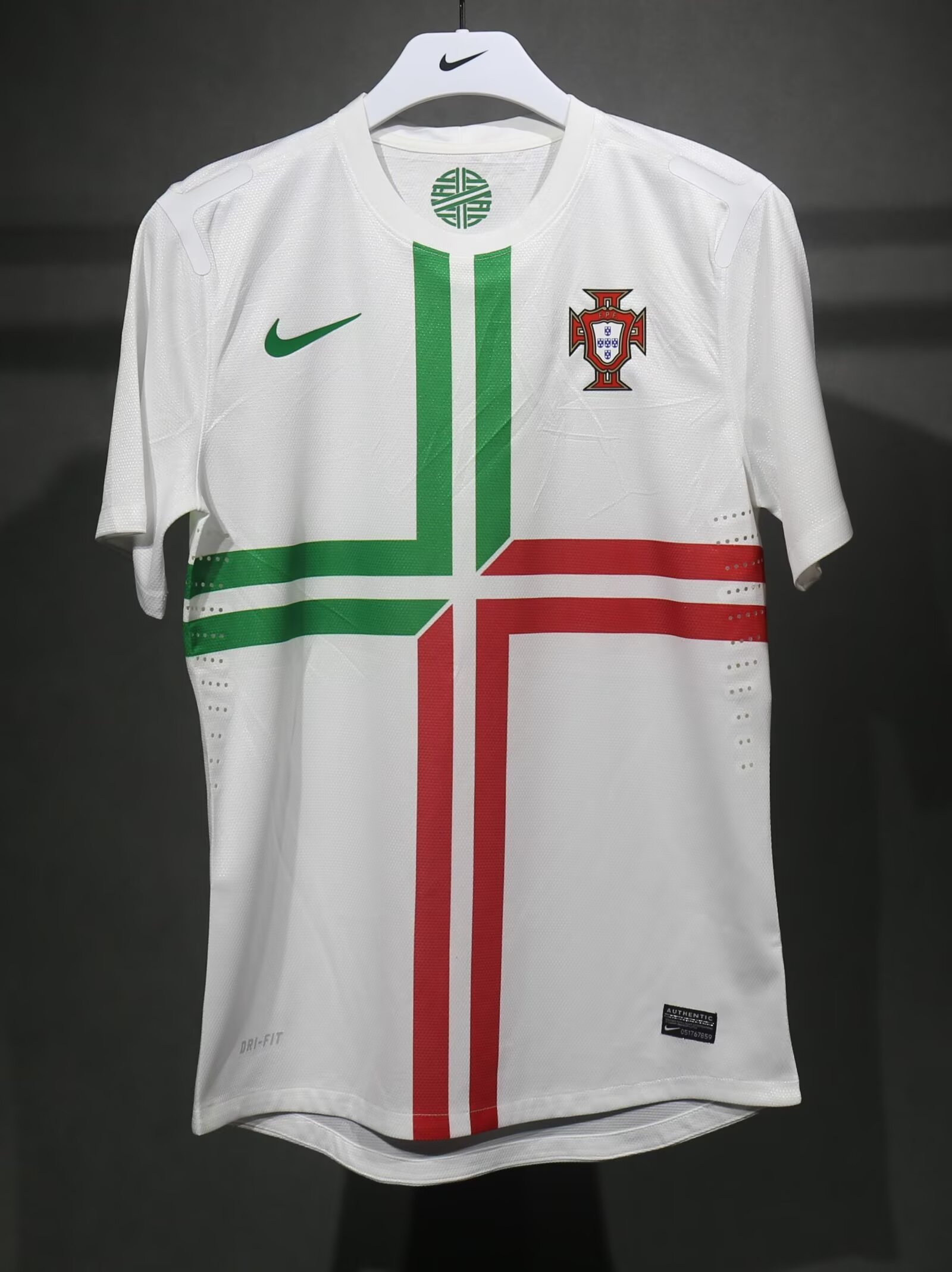 2012 Portugal Away Player Version 球员 Retro Soccer Jersey