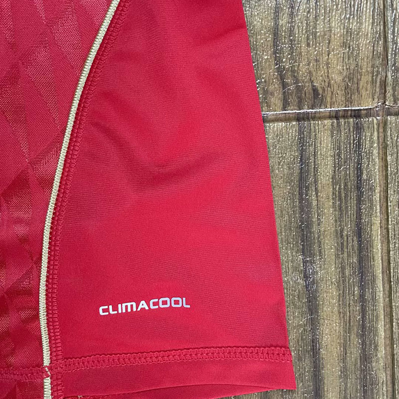 2010-2011 LIV Home Retro Soccer Jersey