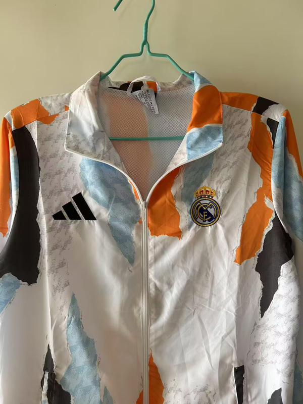 25-26 RMA White Blue Windbreaker #刺绣