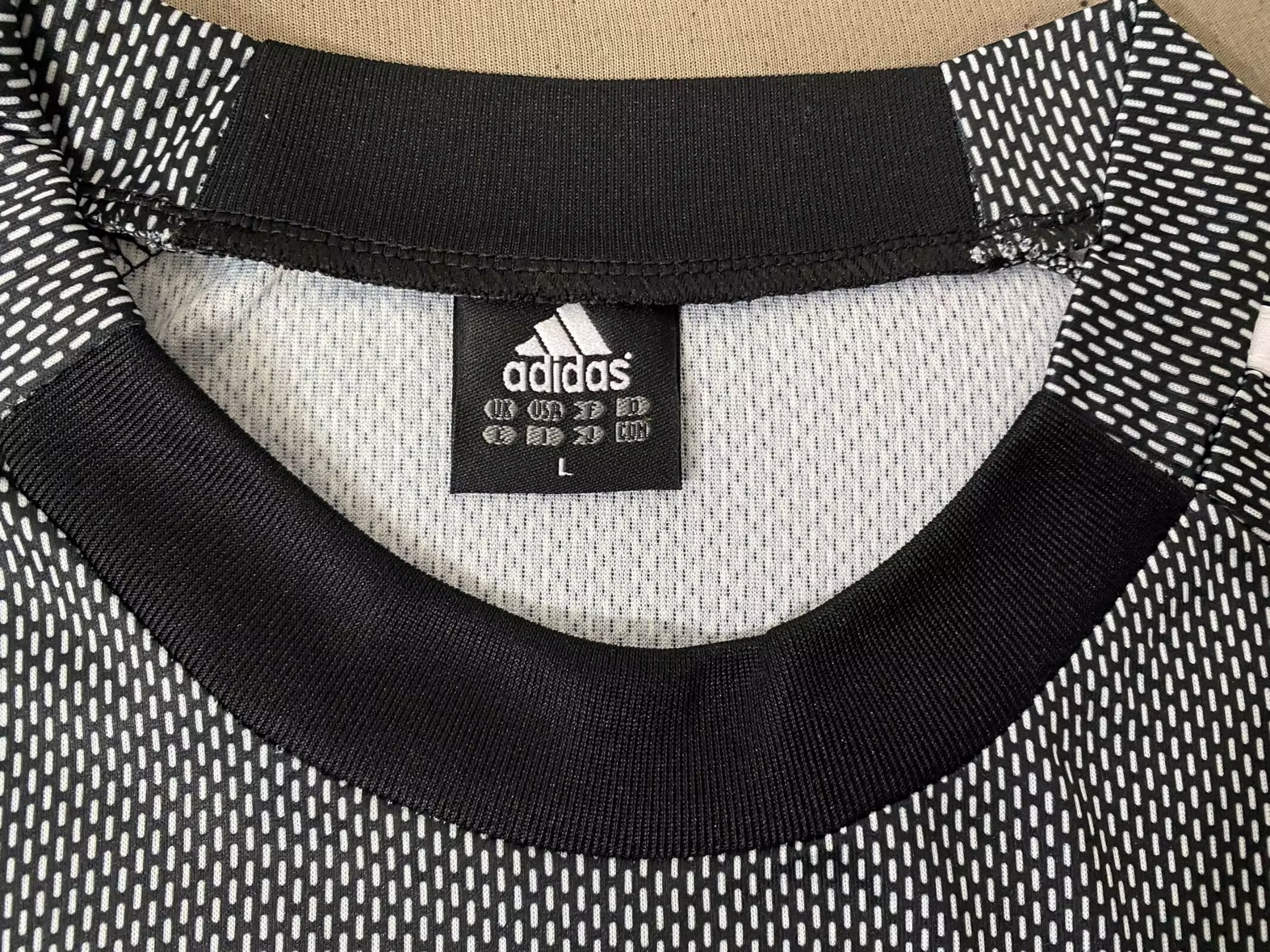 2002-2003 RMA Goalkeeper Retro Soccer Jersey