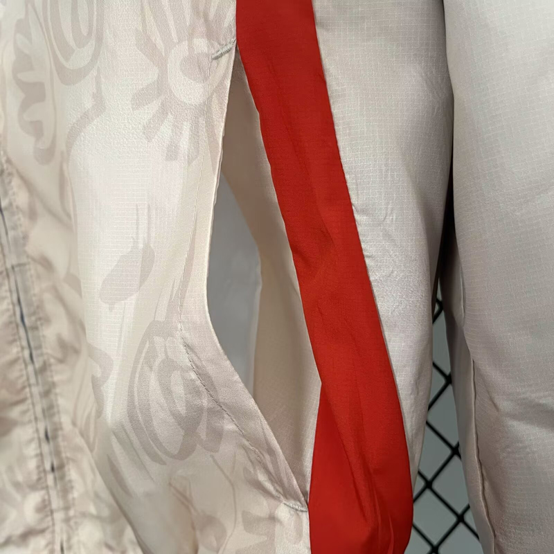 24-25 Man Utd Blue & khaki Double Sided Windbreaker (双面风衣)