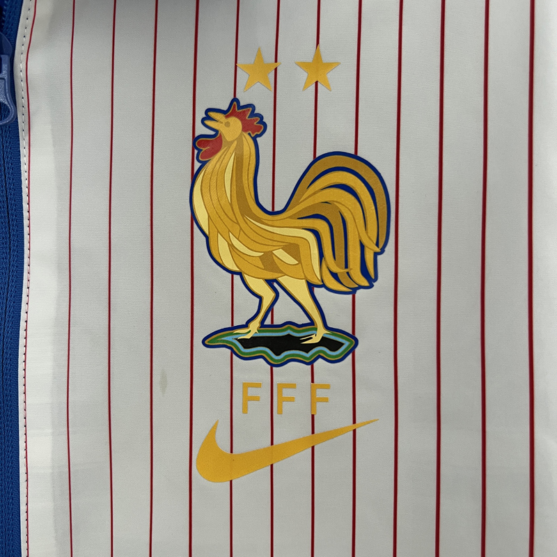 24-25 France Blue & White Double Sided Windbreaker (双面风衣)