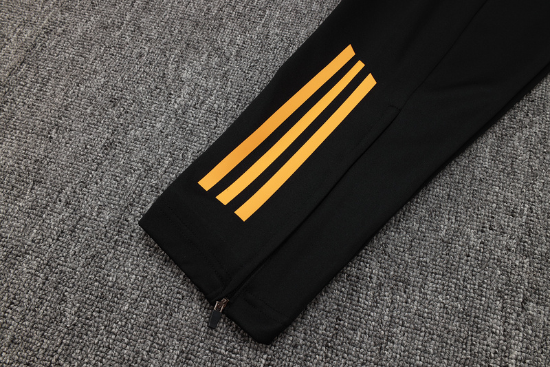 2024/25 Bayern  Red Jacket Tracksuit