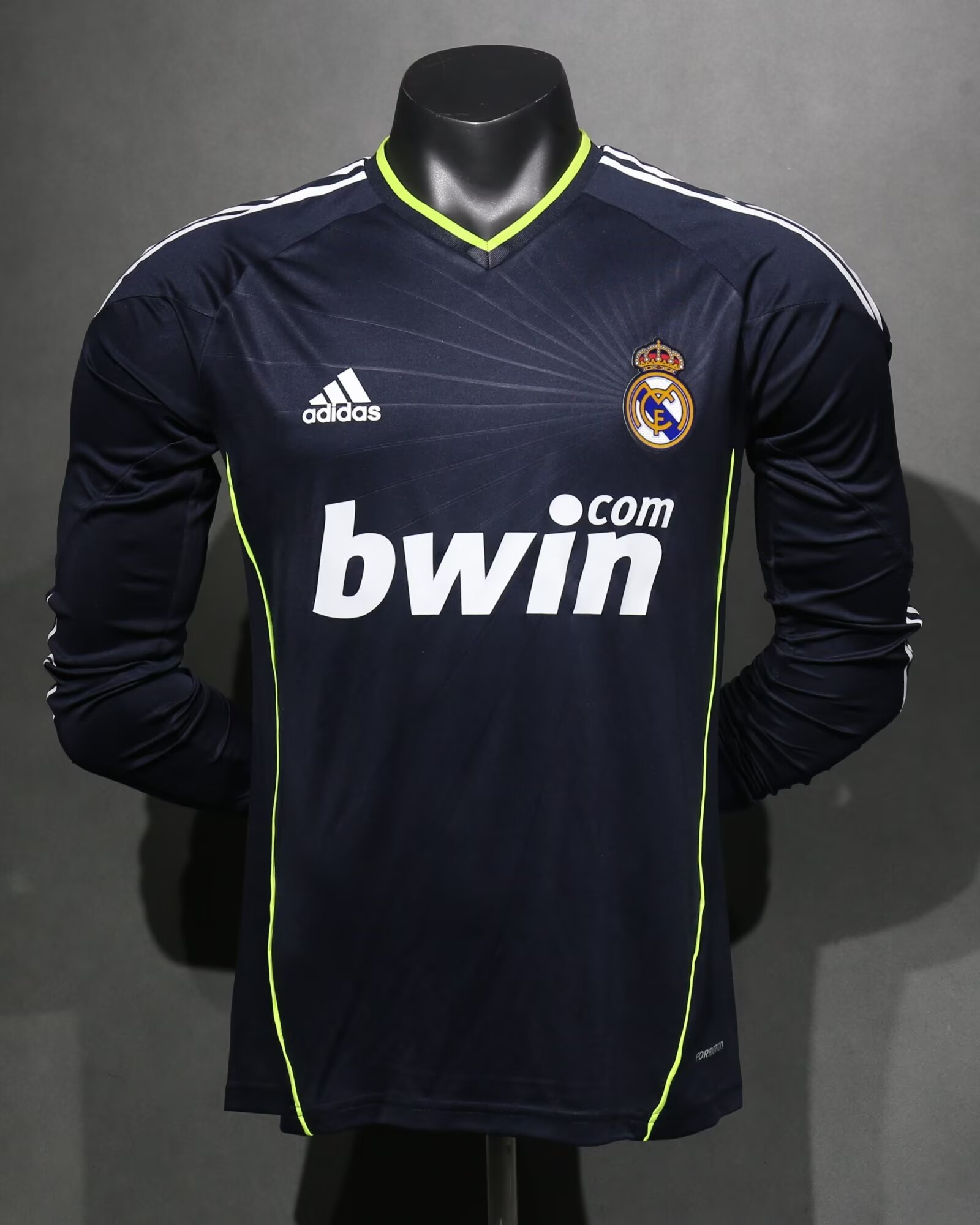 2010-2011 RMA Away Player Version 长袖球员 Long Sleeve Retro Soccer Jersey