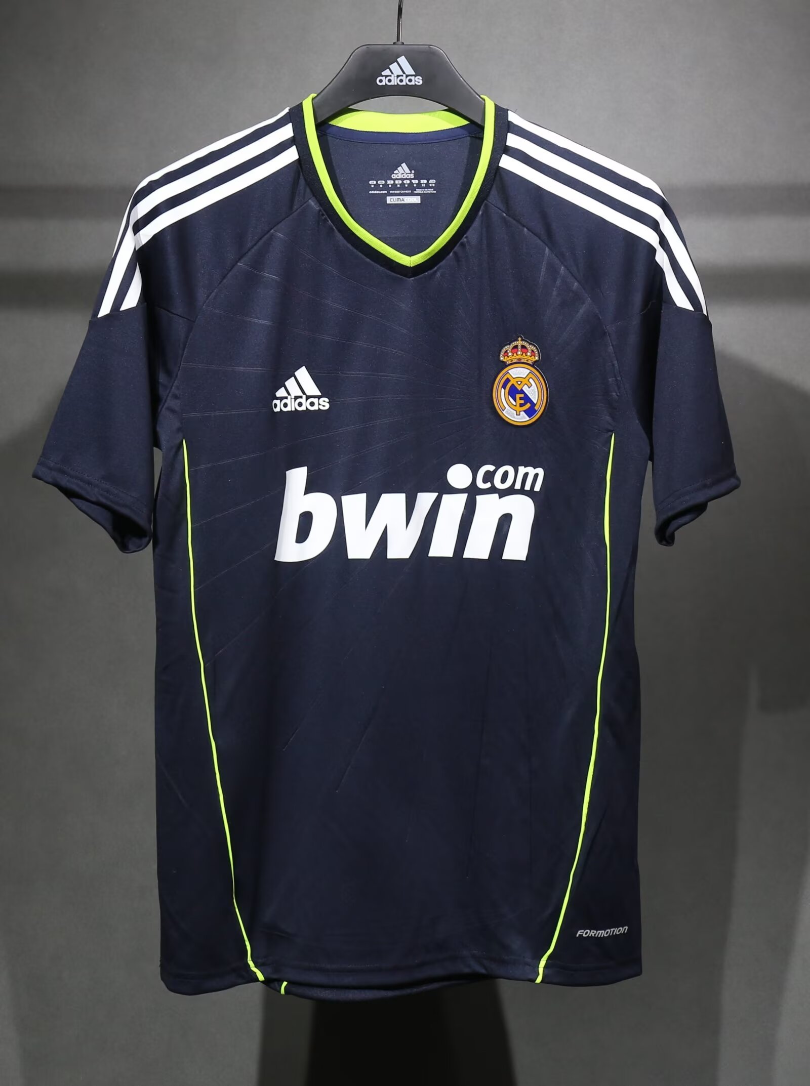 2010-2011 RMA Away Player Version 球员 Retro Soccer Jersey