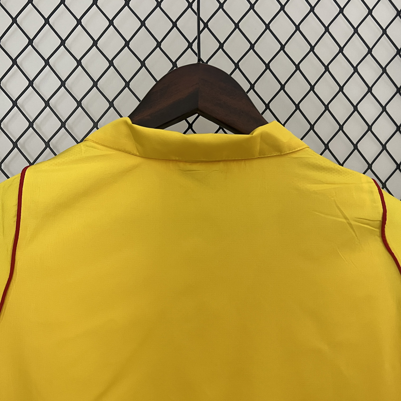 2024 Colombia Yellow Windbreaker
