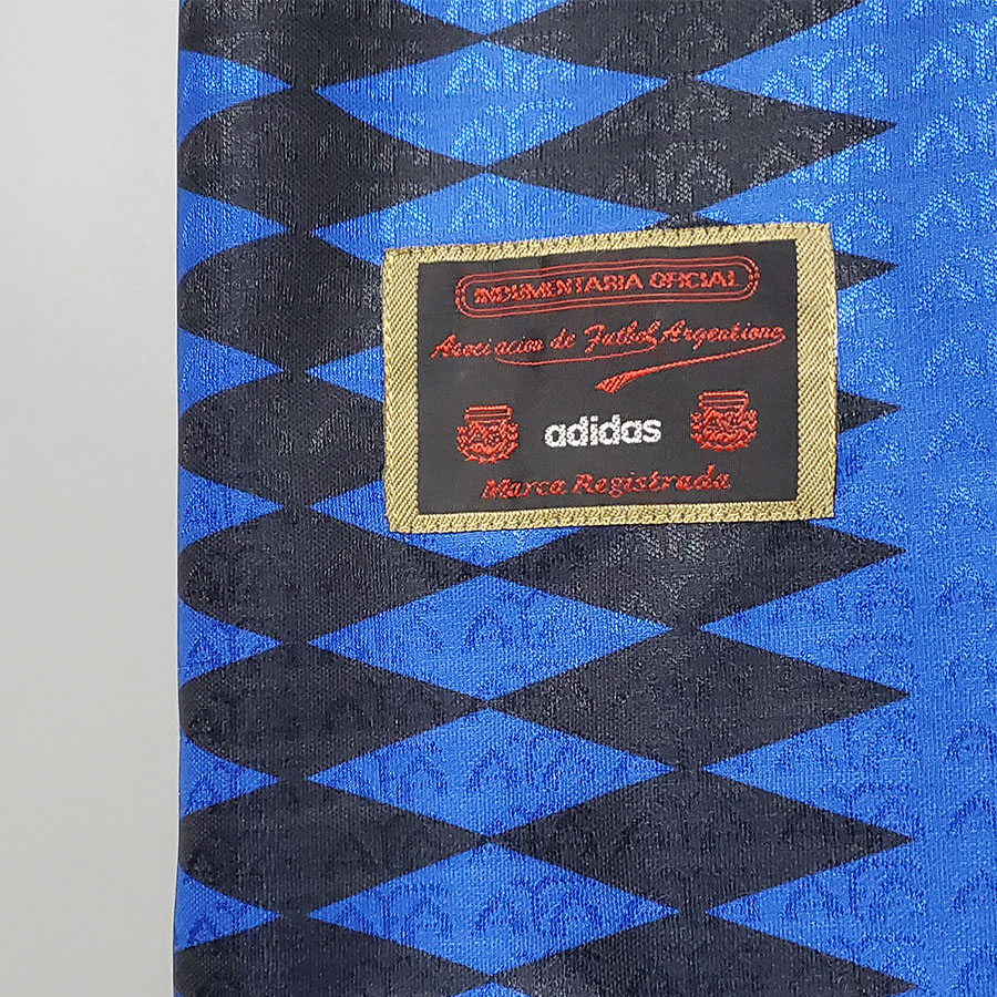 1994 Argentina Away Retro Soccer Jersey (钢印纹)