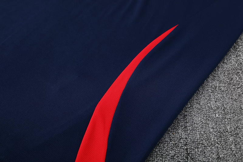 25-26  Man Utd Royal blue Polo Tracksuit