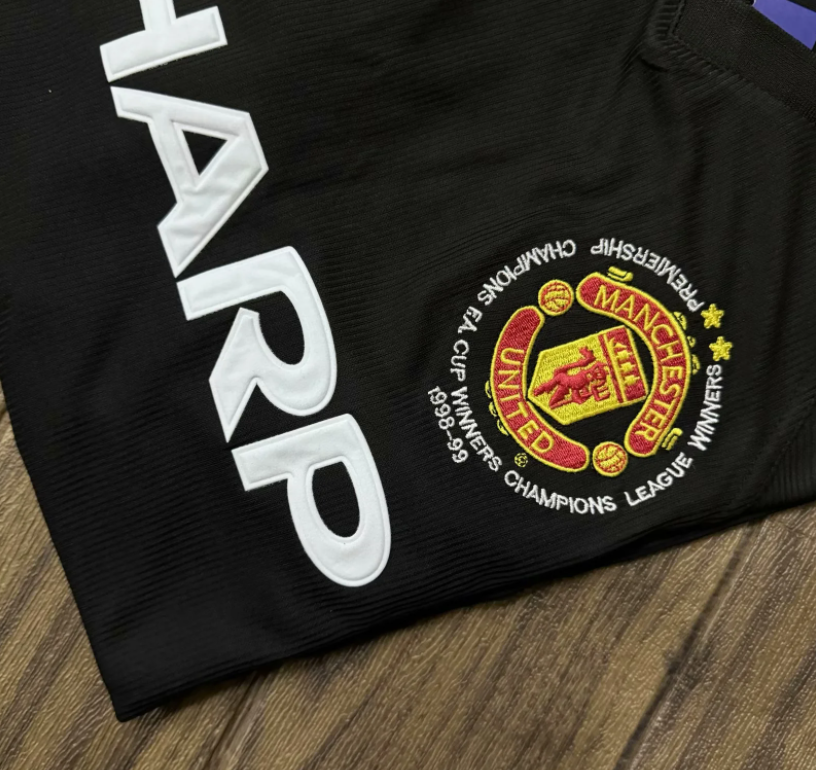 1998 Man Utd Away Long Sleeve Retro Soccer Jersey (长袖)