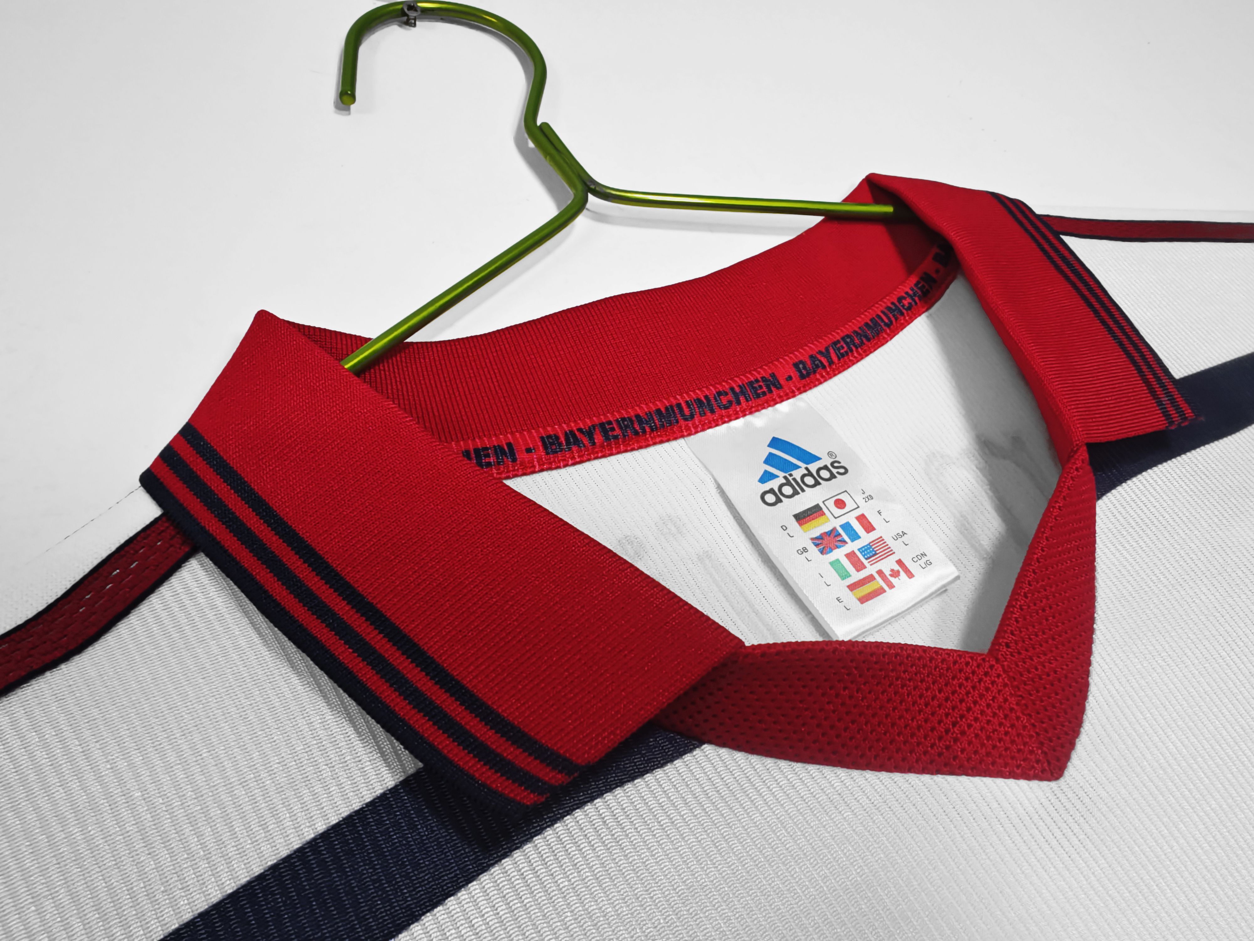 1998-2000  Bayern away Retro  Soccer Jersey