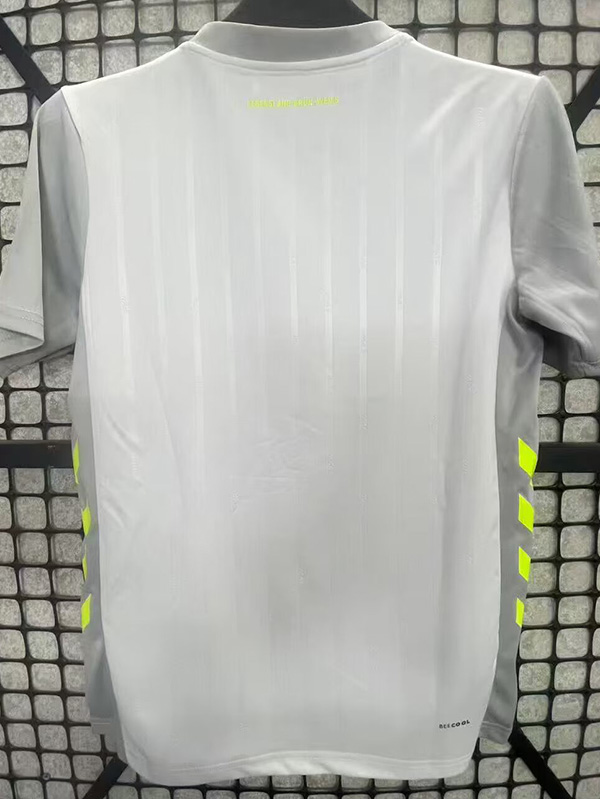 25-26 Werder Bremen Away Fans Soccer Jersey