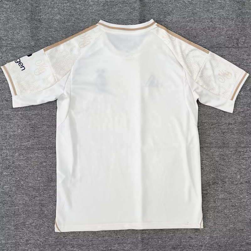 25-26 Nottingham Forest Away Fans Soccer Jersey (前广告)