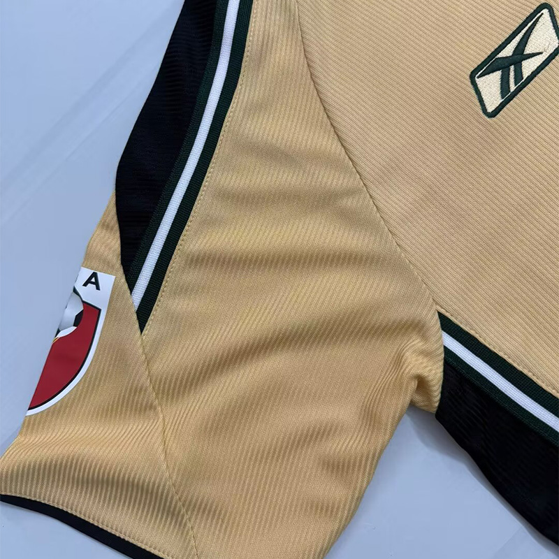 2003-2004 Sporting Lisbon Away Retro Soccer Jersey