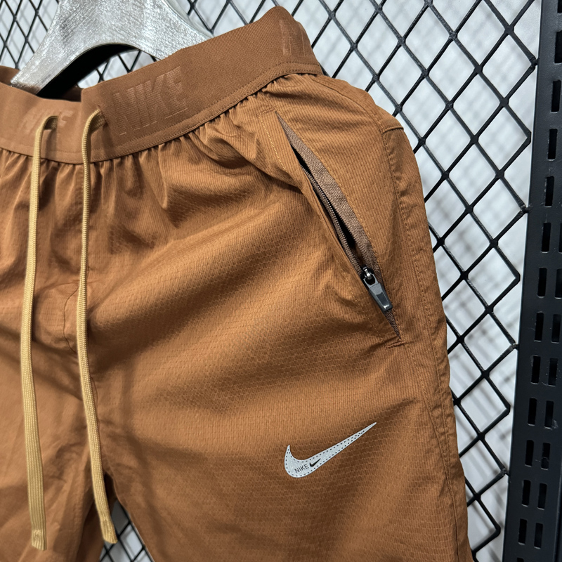 D3302 NK Brown Casual Short Pants