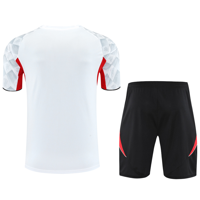 25-26 Man Utd White Training Short Suit