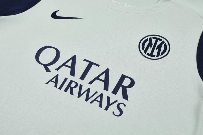 25-26 INT Light green Training Short Suit