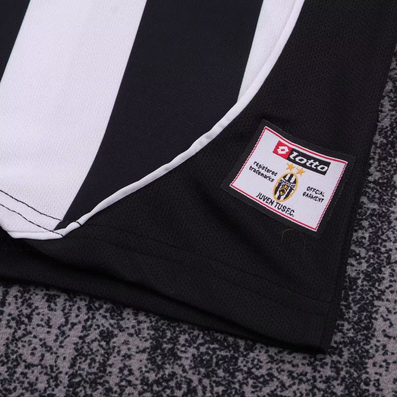 2002-2003 JUV Home Kids Retro Soccer Jersey