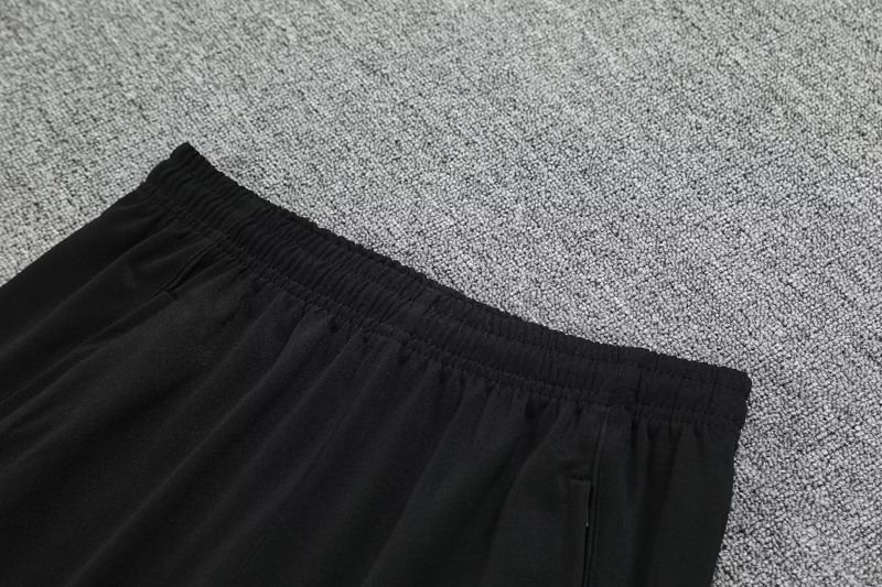 25-26 LIV Black Half Pull Tracksuit (半拉链)