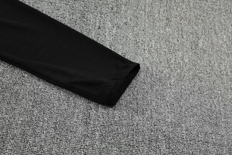 25-26 LIV Black Half Pull Tracksuit (半拉链)