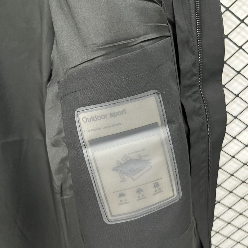 2025 DST Black Outdoor Jackets #H1002冲锋衣