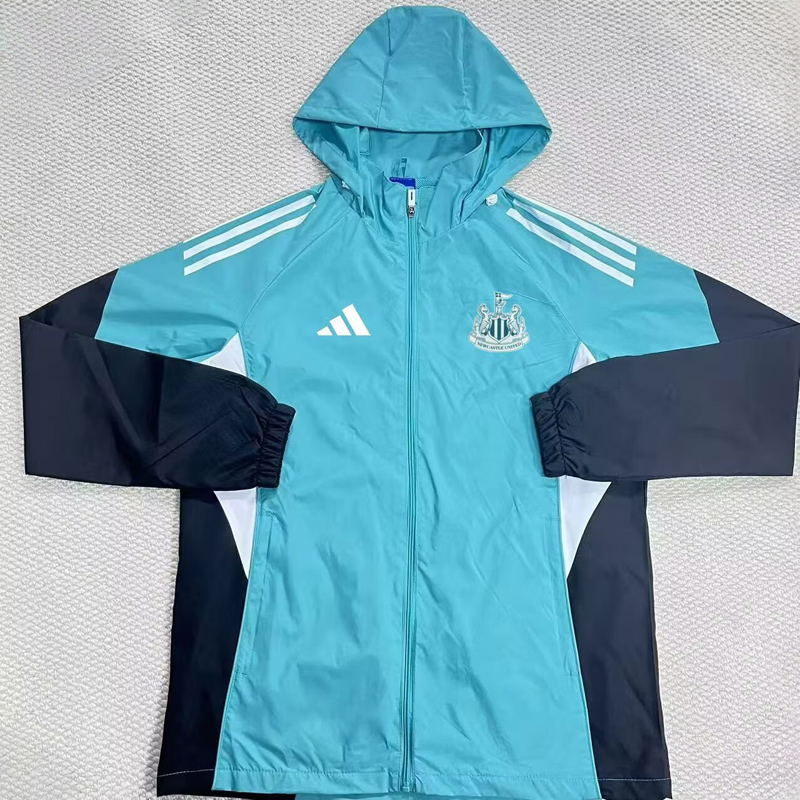 25-26 Newcastle Green Windbreaker