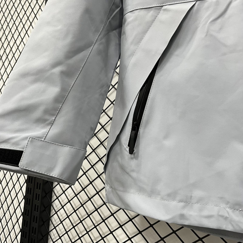 2025 AD Light blue Outdoor Jackets #H1004冲锋衣