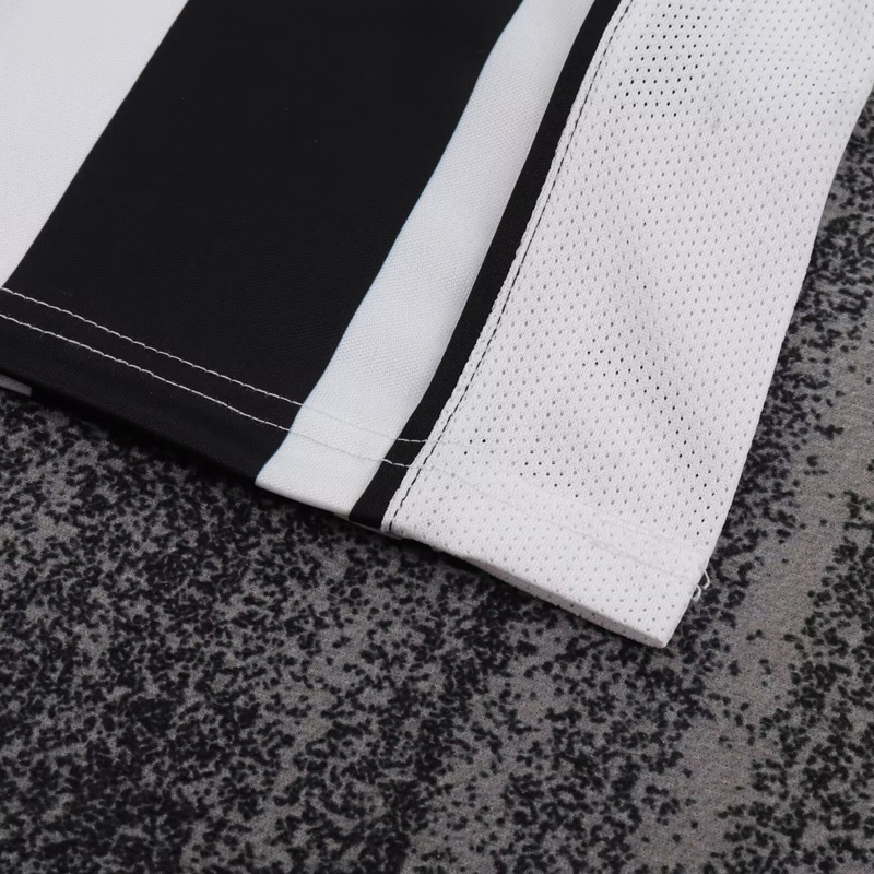 2004-2005 JUV Home Kids Retro Soccer Jersey