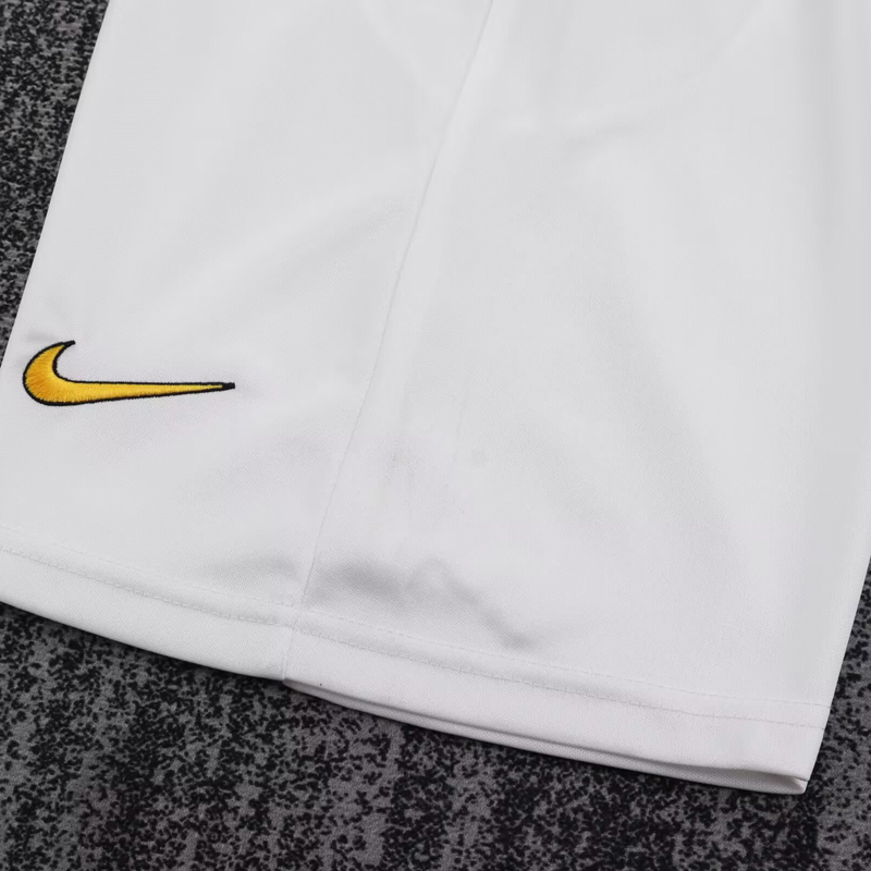 2004-2005 JUV Home Kids Retro Soccer Jersey