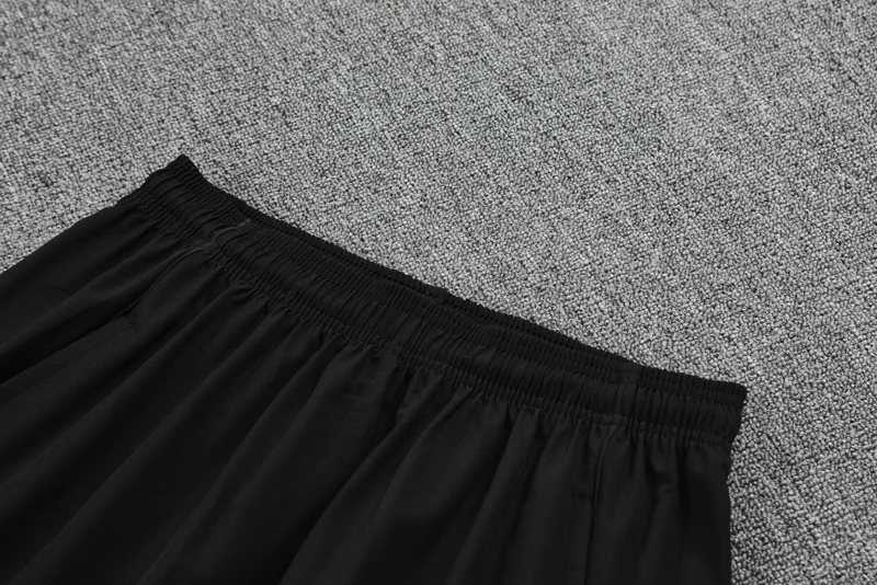 25-26 Man Utd Black Hoodie Jacket Tracksuit