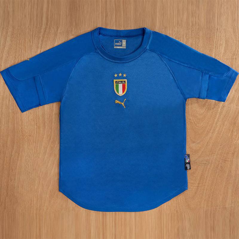 2004 Italy Home Retro Soccer Jersey