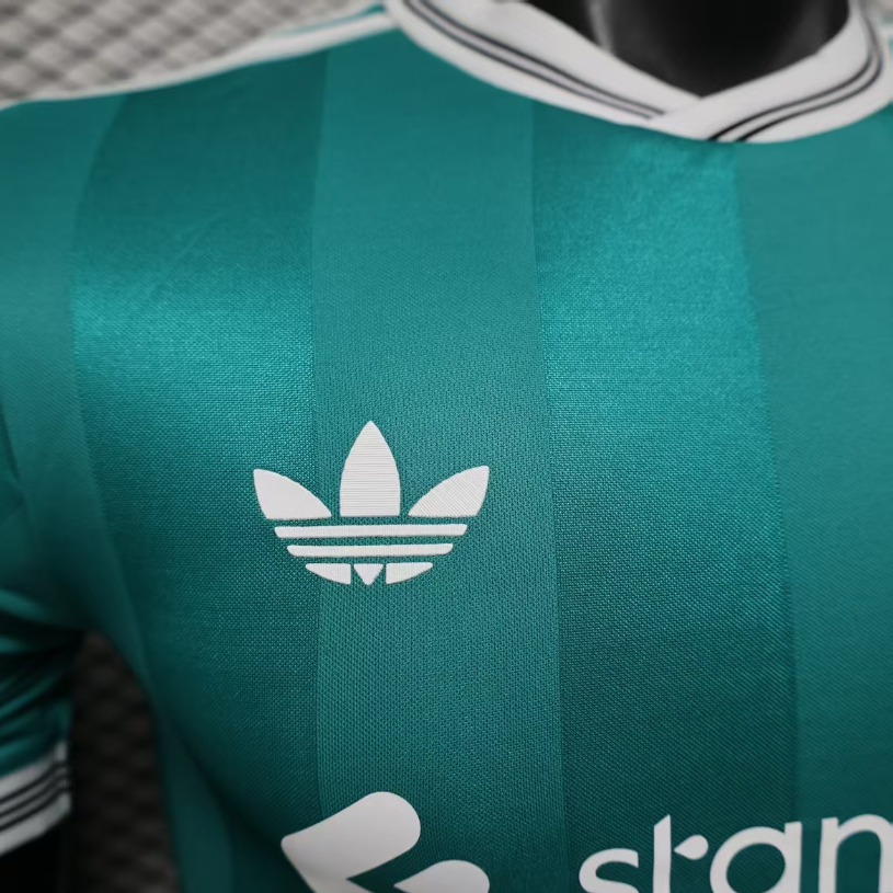 25-26 LIV three Player Version Soccer Jersey