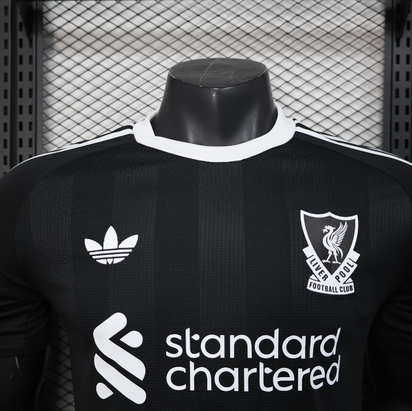 2025-26 LIV Black Goalkeeper Player Version Soccer Jersey