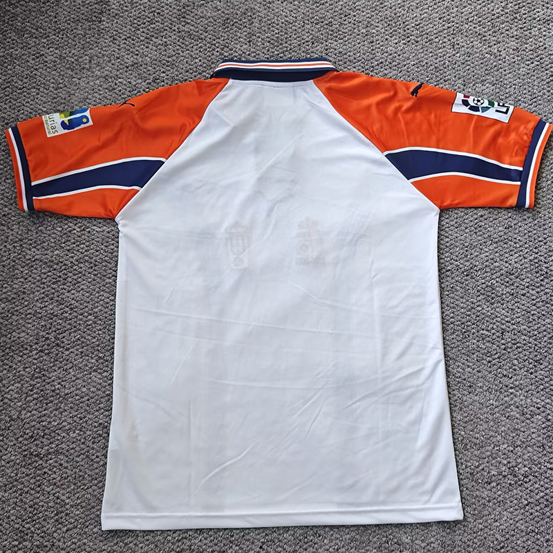 2001 Real Oviedo Away Retro Soccer Jersey (带章)