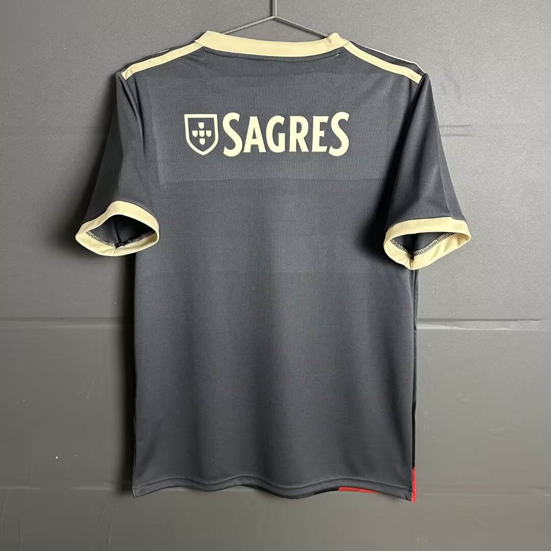 25-26 Benfica Black Special Edition Training shirts