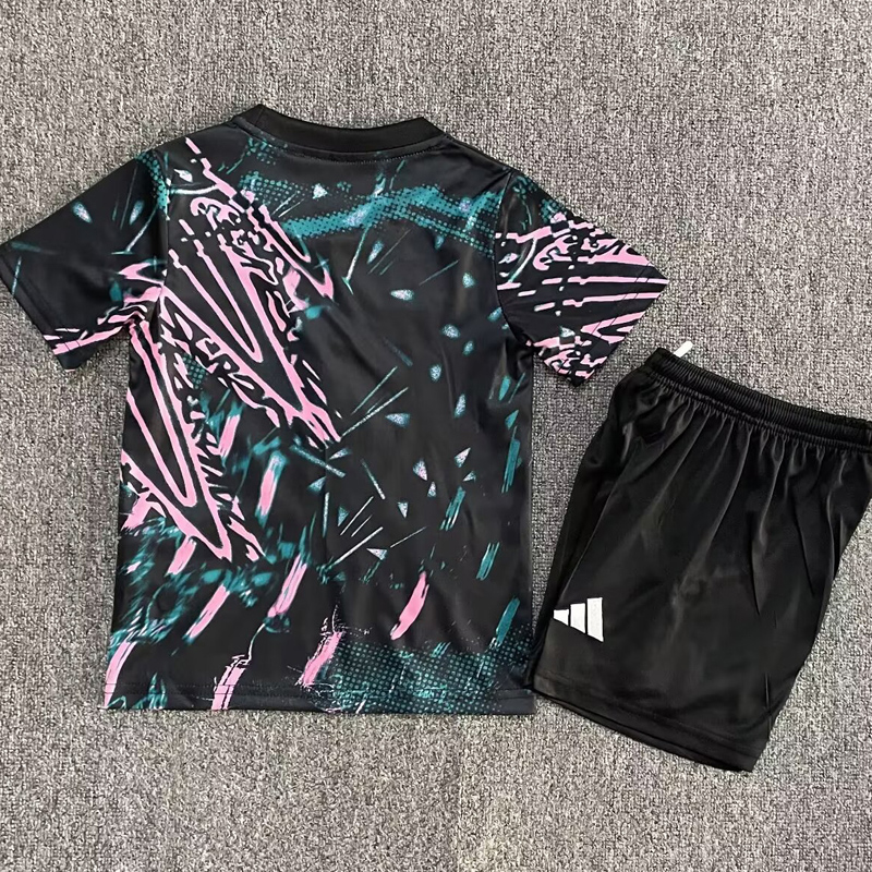 25-26 LIV Black Special Edition Kids Training