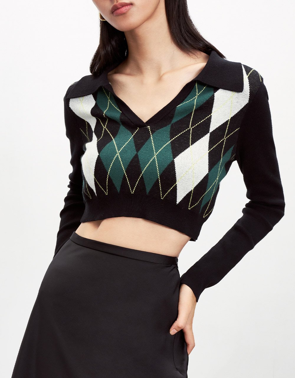 Argyle Pattern V Neck Cropped Knitted Top