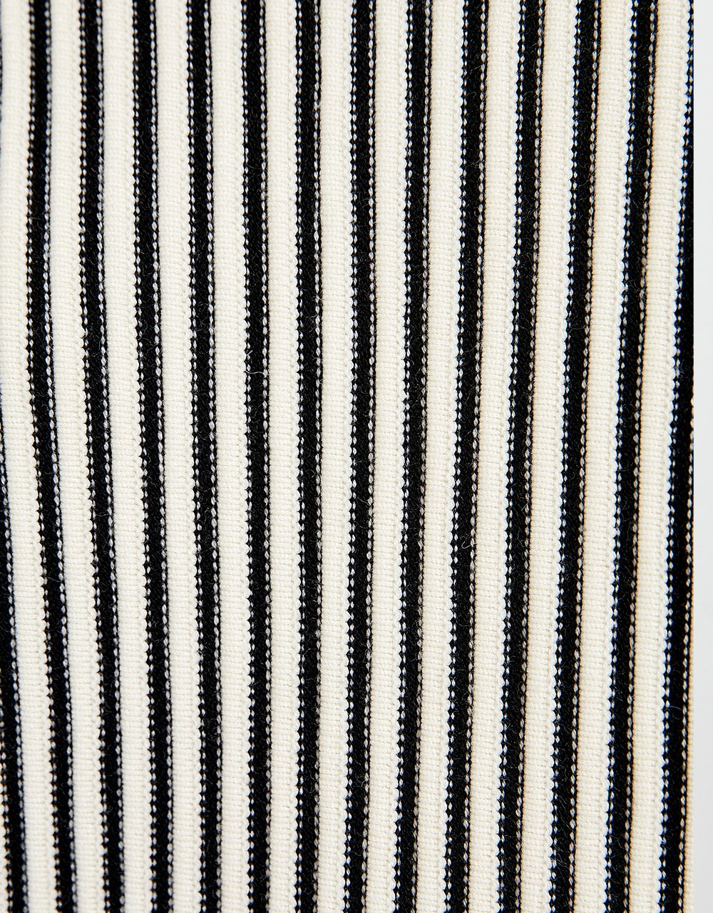 Turtle Neck Vertical Striped Pattern Knitted Dresses