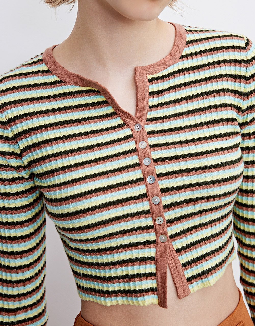 Standard Sleeve Crew Neck Knitted Cardigan