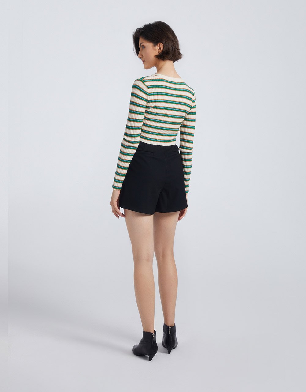 Standard Sleeve Crew Neck Knitted Cardigan