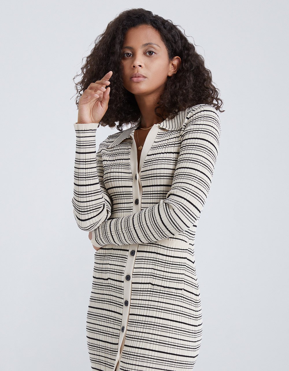 Standard Sleeve V-Neck Knitted Dress