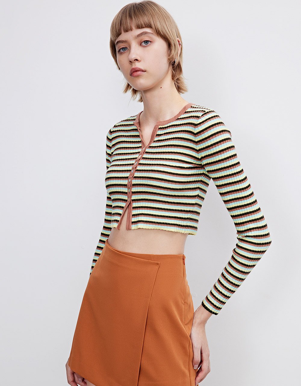 Standard Sleeve Crew Neck Knitted Cardigan