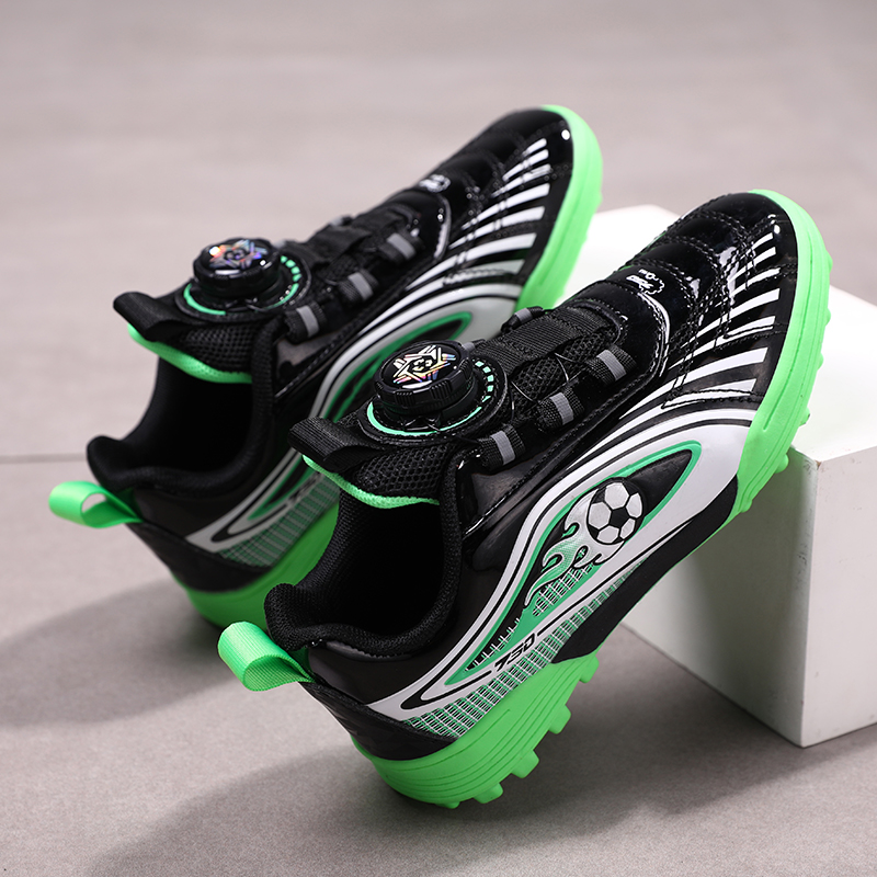 High Quality Ultralight Mens Soccer Shoes Non-Slip Turf Soccer Cleats for Kids TF/FG Training Football Boots Chuteira Campo