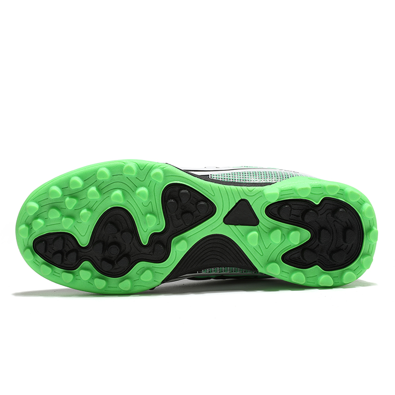 High Quality Ultralight Mens Soccer Shoes Non-Slip Turf Soccer Cleats for Kids TF/FG Training Football Boots Chuteira Campo