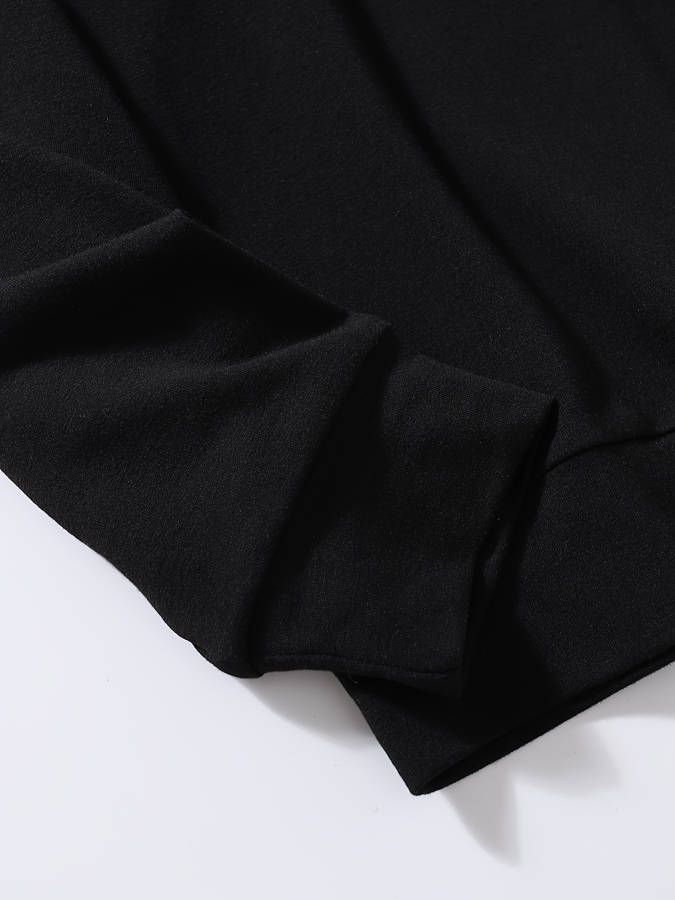 Men's 2-pack: comfy long-sleeved crew neck top and drawstring jogging pants - perfect for running and casual wear in the fall Men's Sets