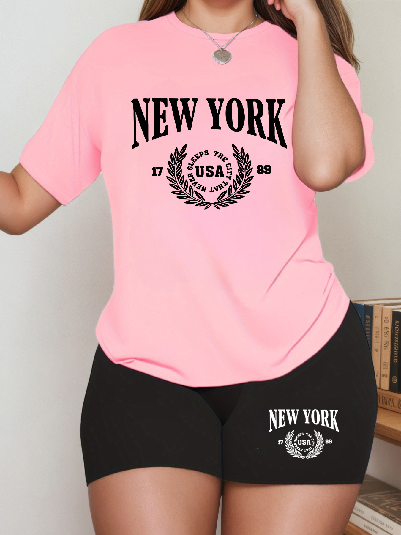 Women's Casual Short Sleeve T-Shirt - Round Neck Summer Top with Bold  NEW YORK  Letter Print, Breathable White Tee for Casual Attire, Machine Washable, Ladies T Shirts, Comfortable Clothing, Relaxed Fit Shirt, Smooth Texture