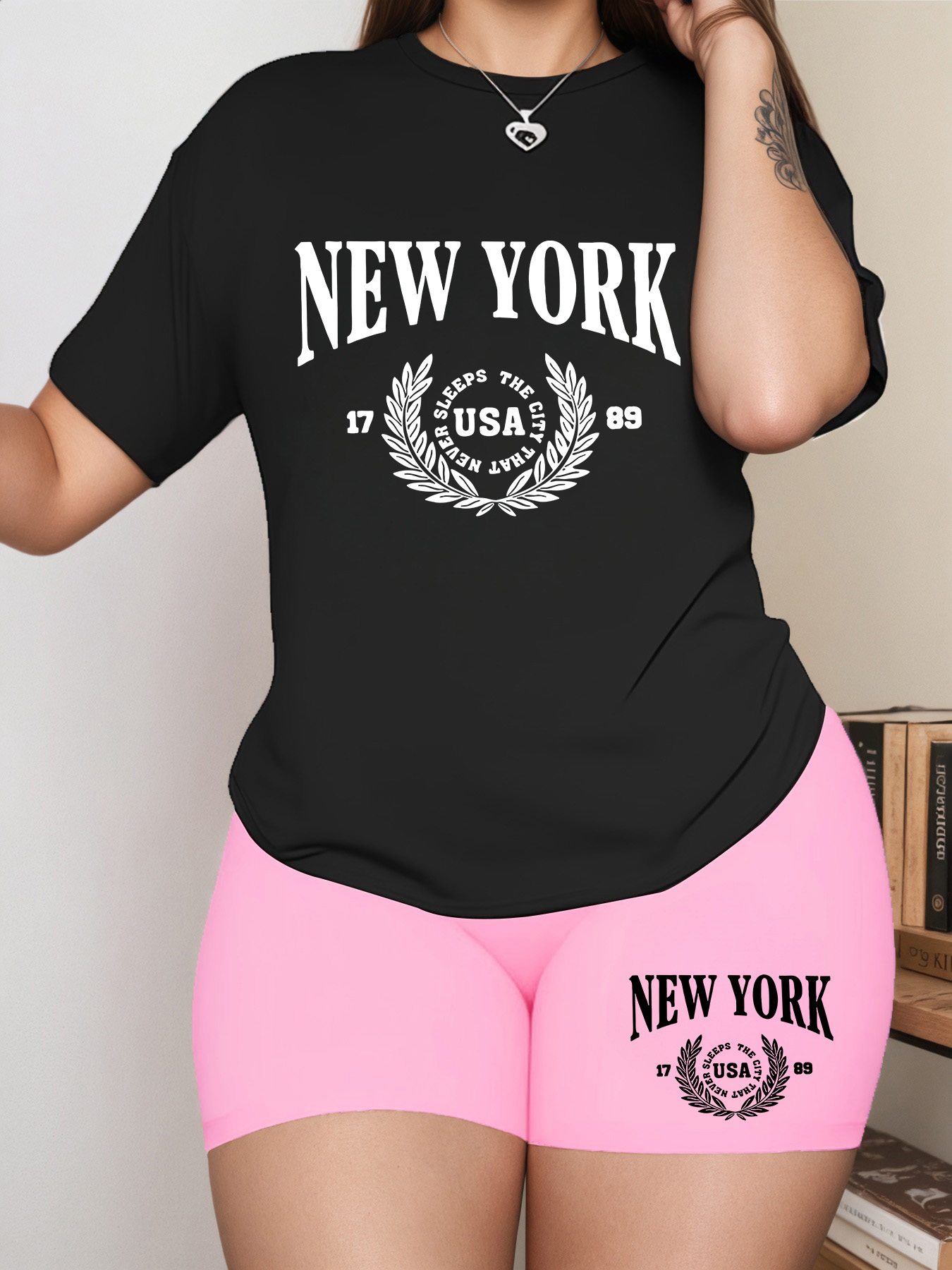 Women's Casual Short Sleeve T-Shirt - Round Neck Summer Top with Bold  NEW YORK  Letter Print, Breathable White Tee for Casual Attire, Machine Washable, Ladies T Shirts, Comfortable Clothing, Relaxed Fit Shirt, Smooth Texture
