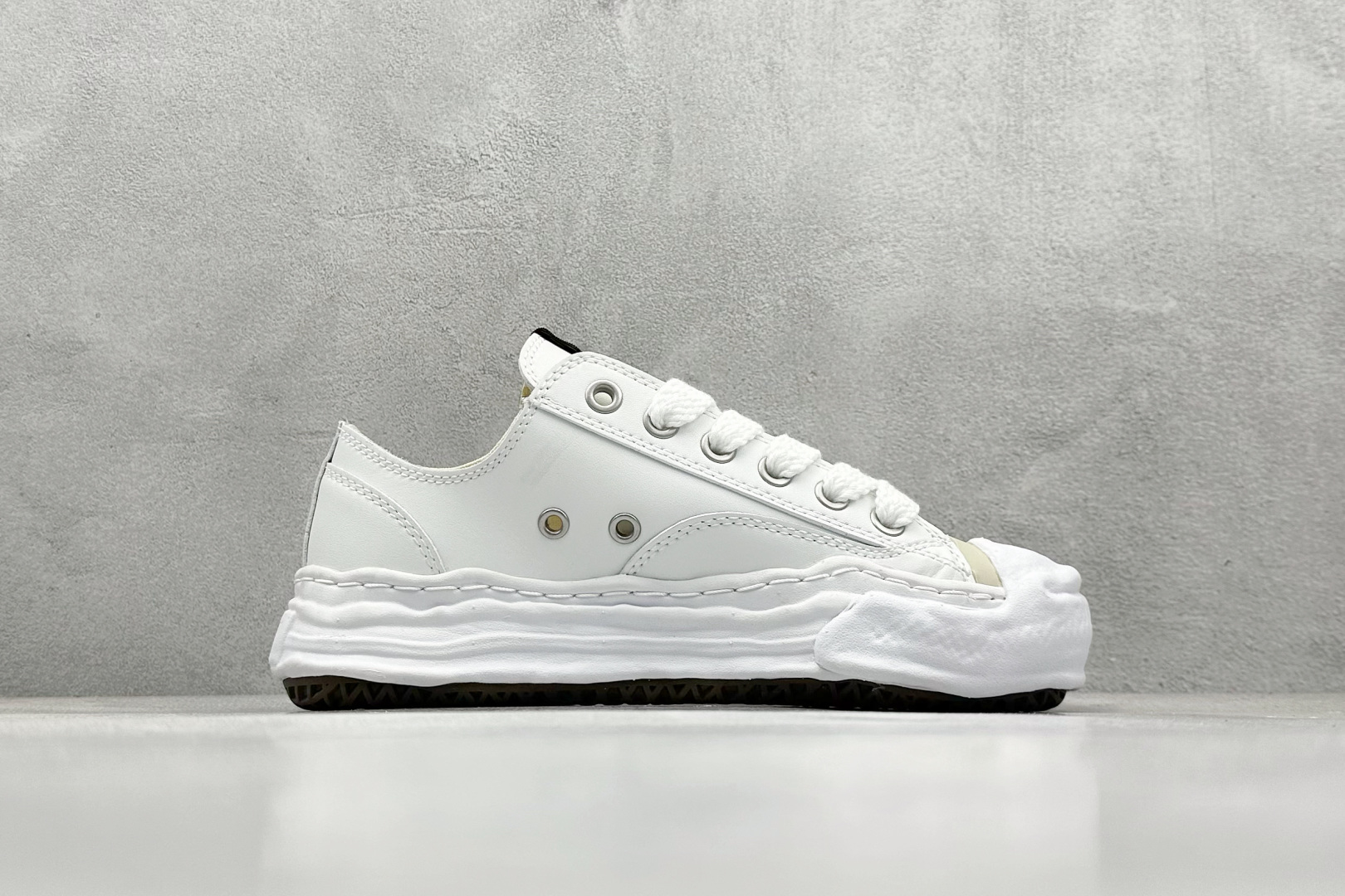 MMY / Maison MIHARA YASUHIRO Original Sole Canvas Low Sneakers Shoes