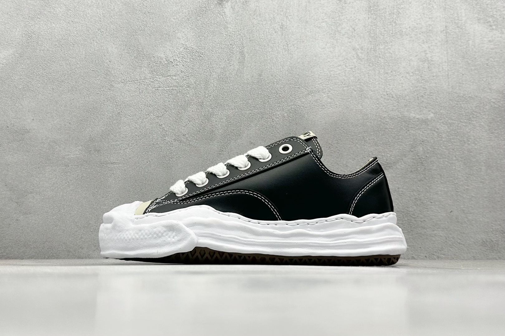 MMY / Maison MIHARA YASUHIRO Original Sole Canvas Low Sneakers Shoes